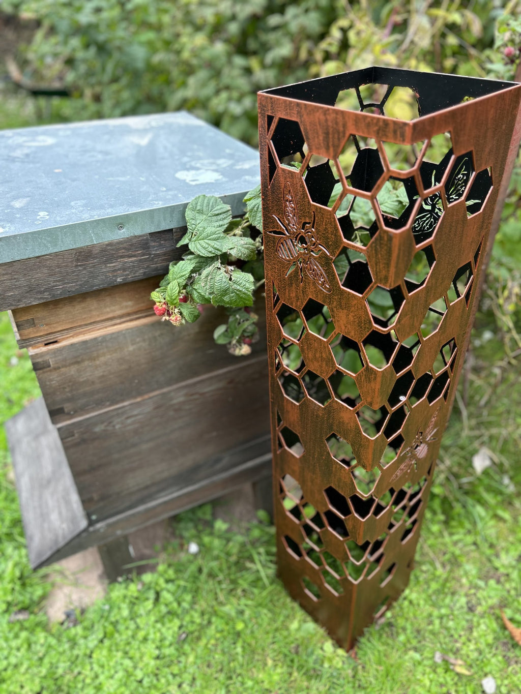 Honeycomb Bee Steel Planter Column – Copper Finish | 90cm