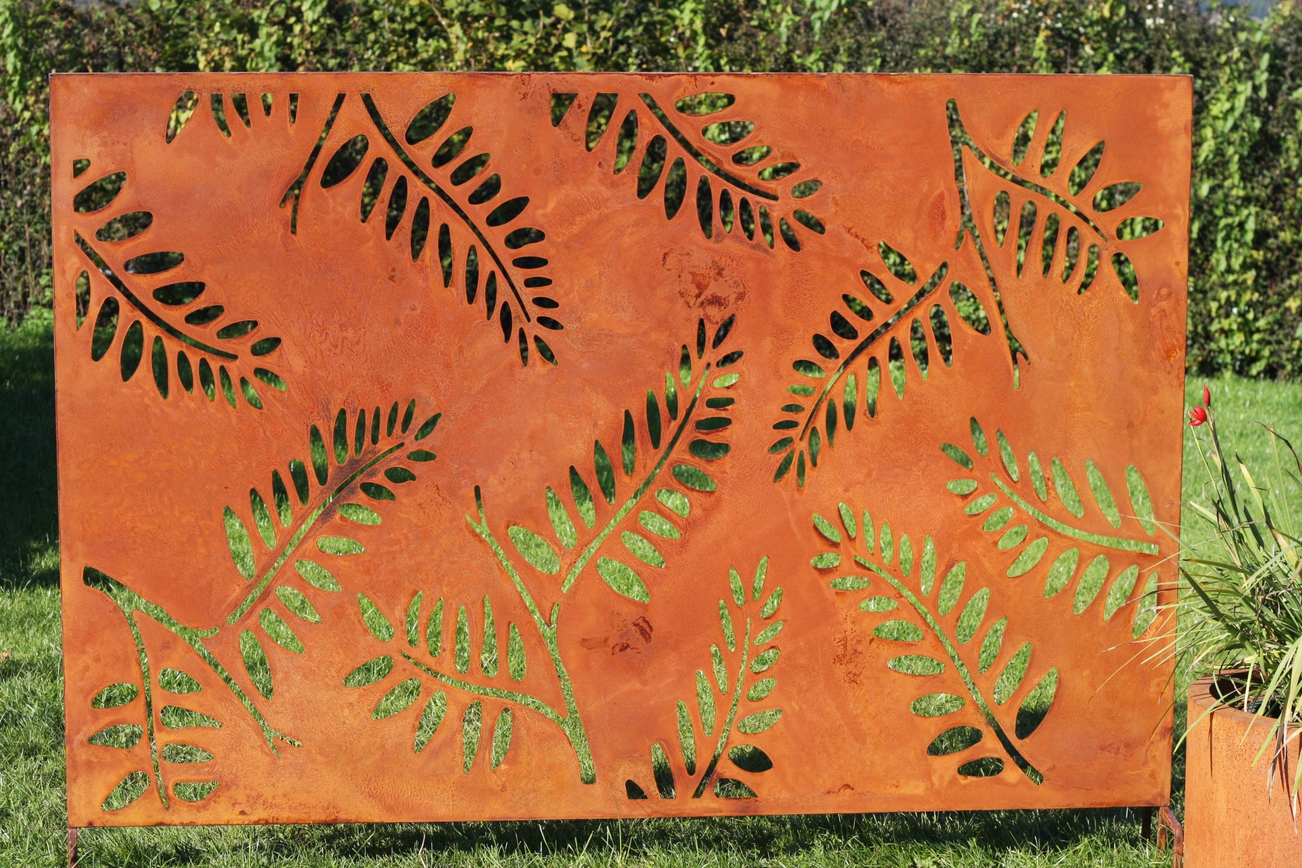Natural Rust Fern XL Steel Garden Panel Privacy Screen | 180x120cm