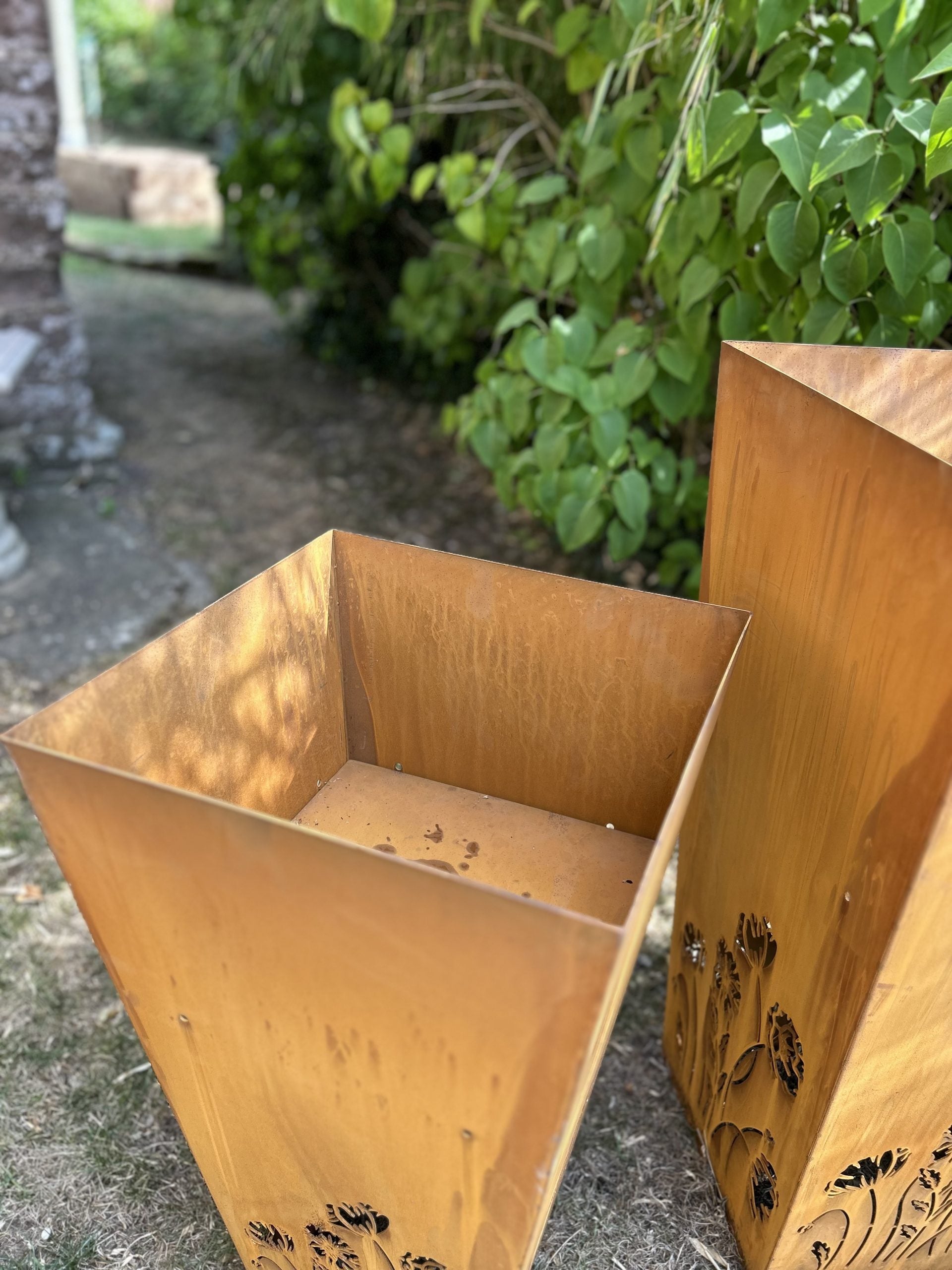 Corten Vase Planters | Set of 2 Garden Planters